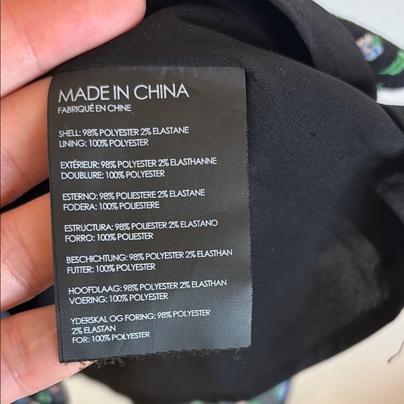 Club Monaco Floral Black Skirt - Picture 4 of 4